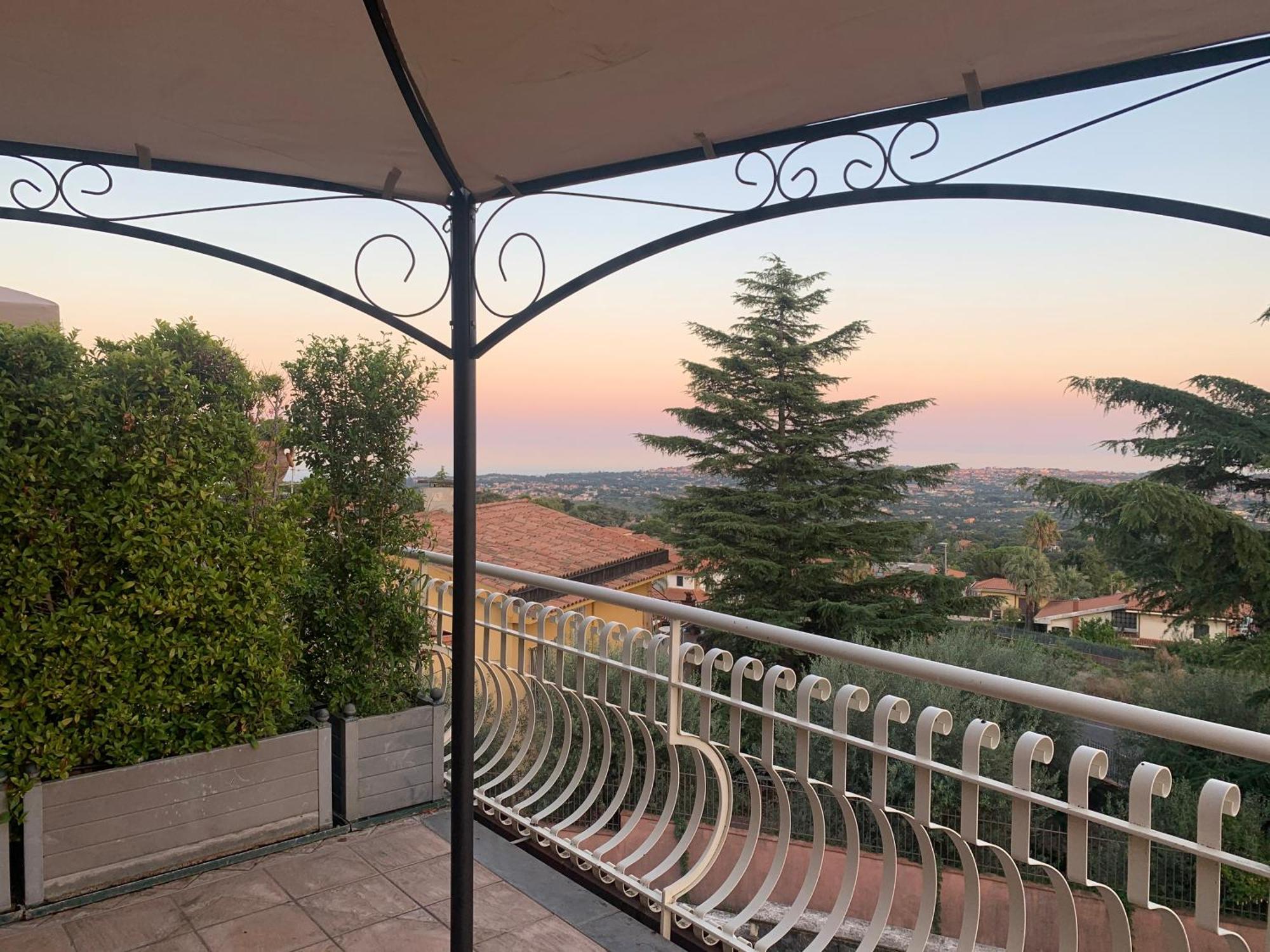 Etna Royal View Apart otel Trecastagni Oda fotoğraf